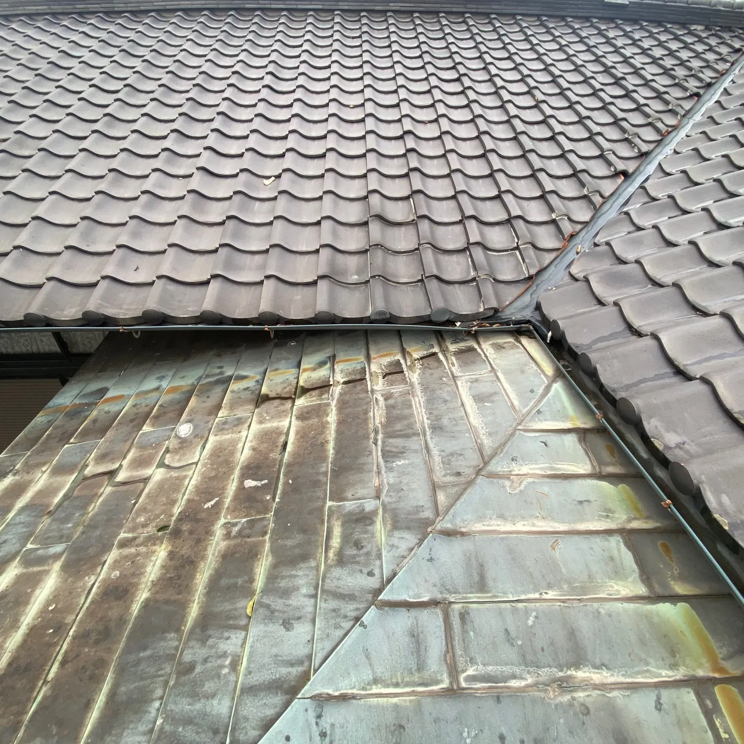 昨日よりの連投になります、1枚目の写真が本日の作業 解体前の...